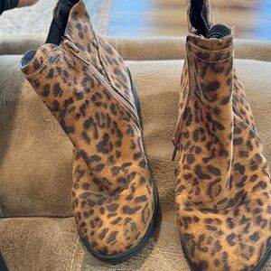 Stevies Brown Leopard Ankle Boots